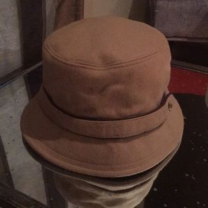 ADDITIONAL PICTURES - Coach bucket hat